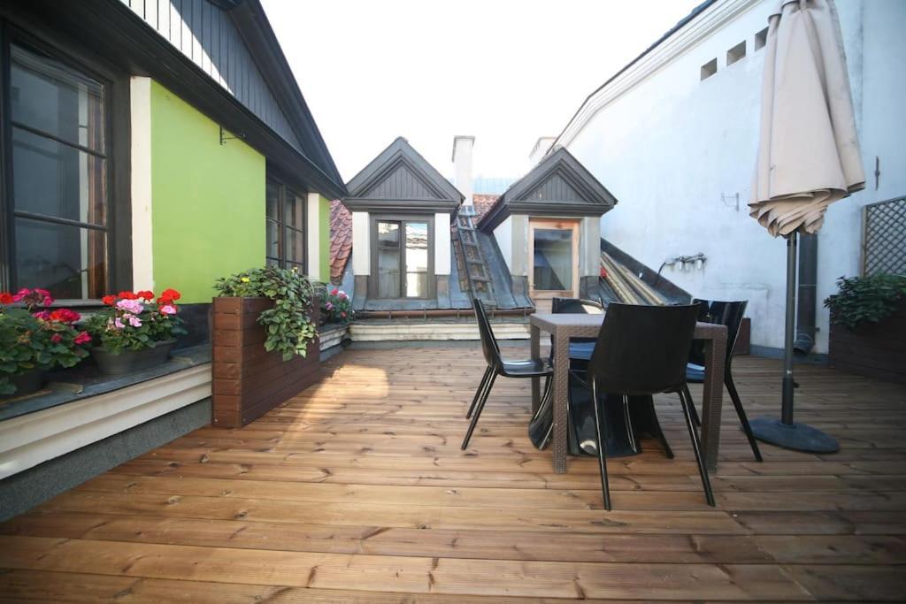 Two Bedroom / Old Town With Private Terrace Riga Exteriér fotografie